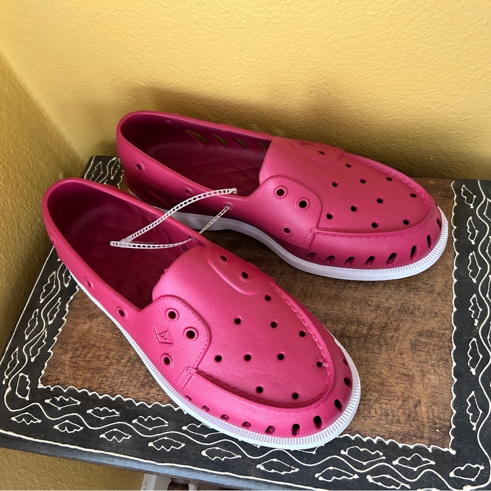 NEW Sperry Women’s Pink Top-Sider floating Boat slip on shoes Size 9.5- Men’s 8